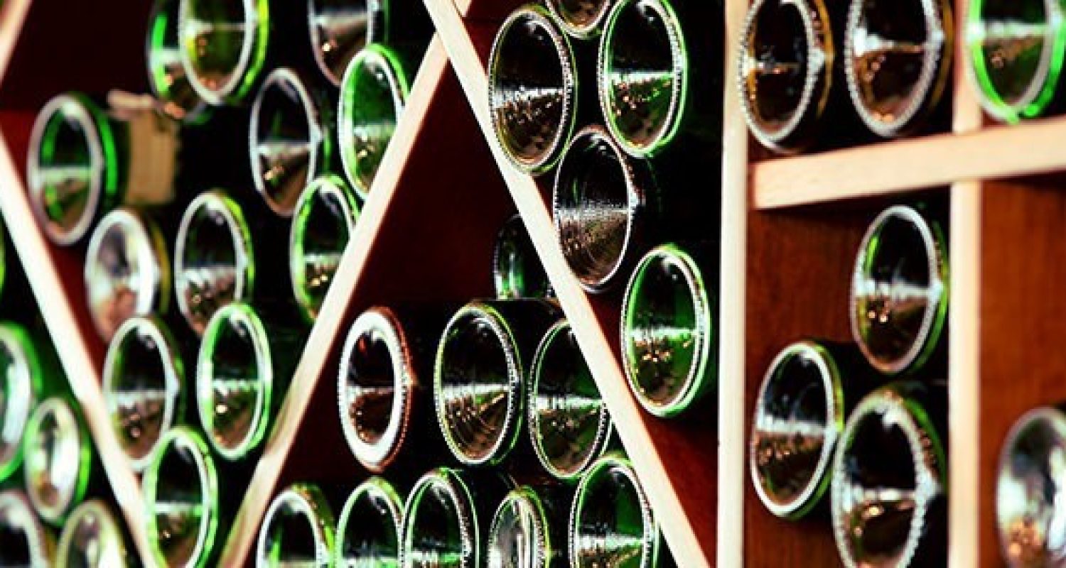 şarap şişesindeki bombeler